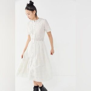 URBAN OUTFITTERS Victoria Eyelet Button-front Midi Dress white lace short sleeve